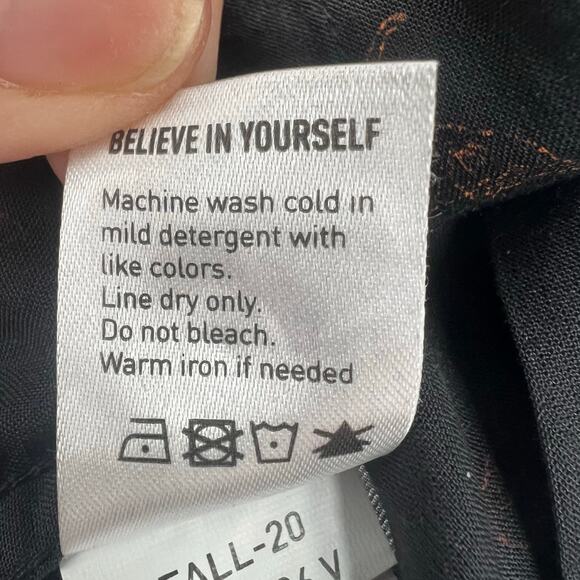 Bridge & Burn Sustainable Series Greer Dreamers Print Shirt Women's Size S Black - Picture 9 of 11